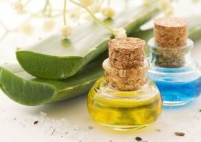 Mask with aloe and honey