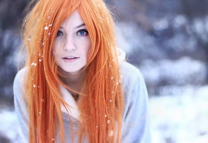 Snow on red hair